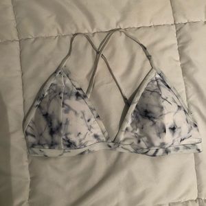 Cross back clasp bikini top